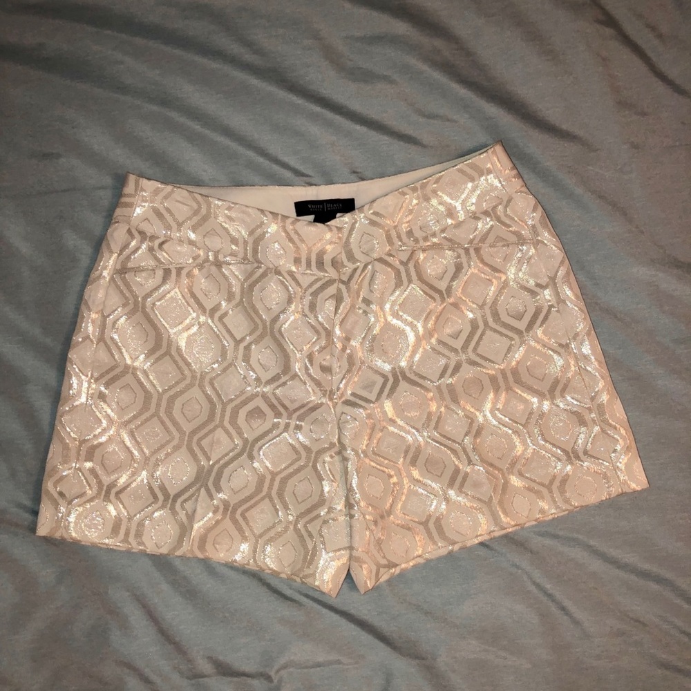 White House|Black Market dressy shorts, size 2